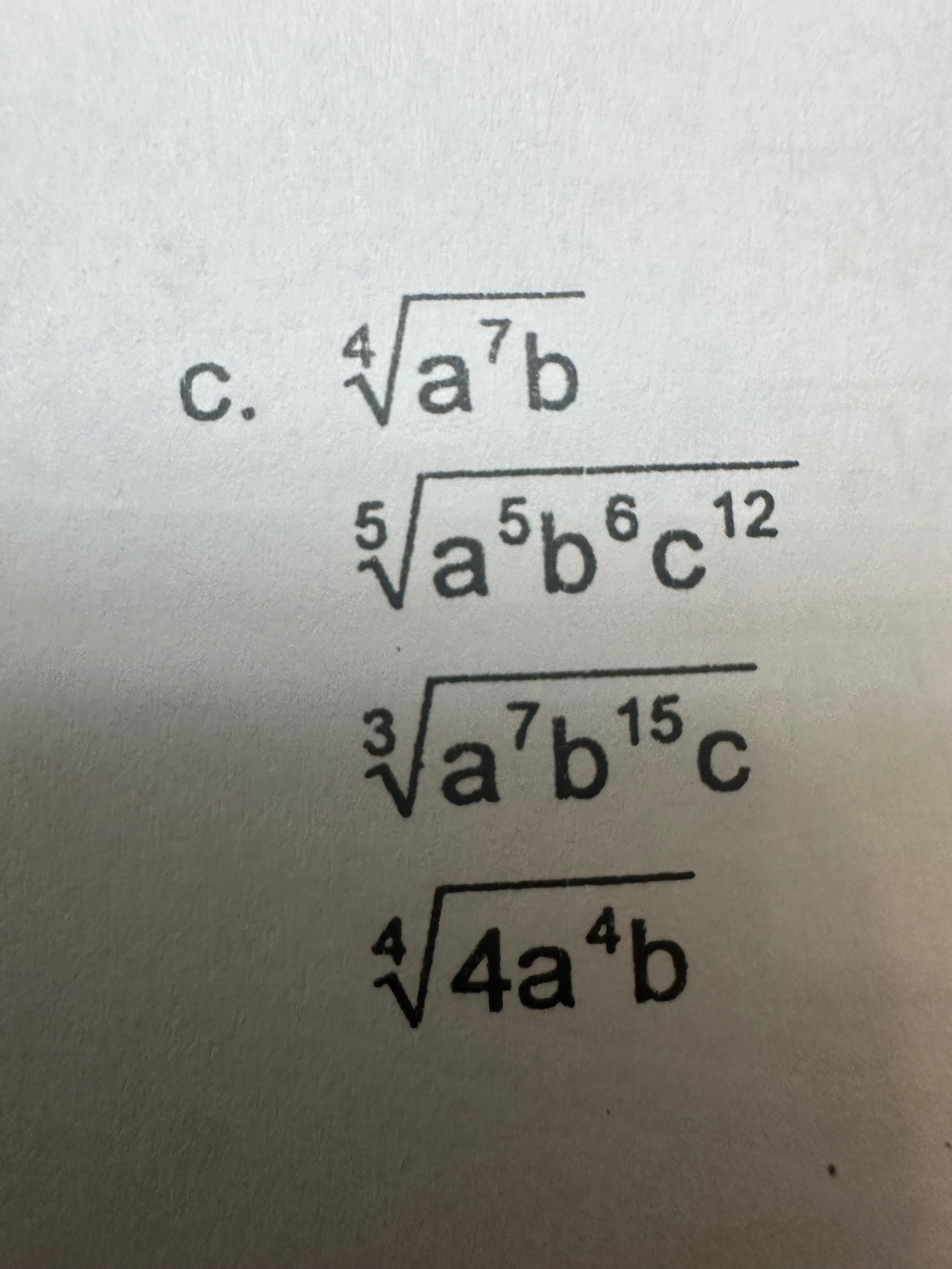 135b62e7-04ab-e031-8ae1-ce61416490bc.jpg